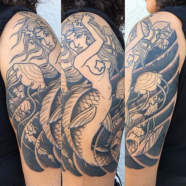 Mermaid halfsleeve in progress by @theblacktroll #sandiego #sandiegotattooshop #mermaid #remingtontattoo #wip